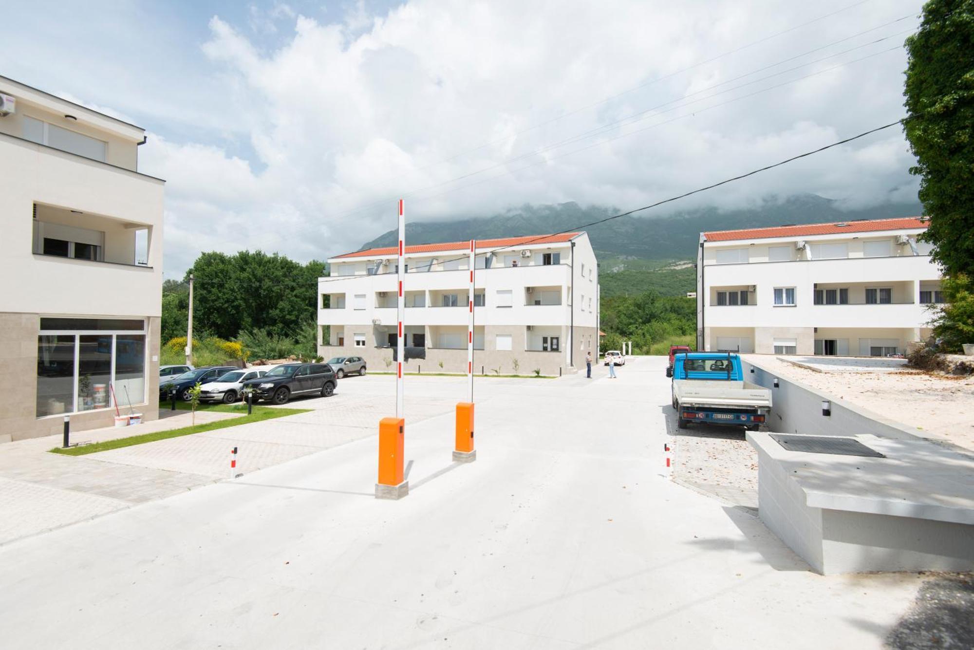 Al Mare Apartments Kotor Exterior foto